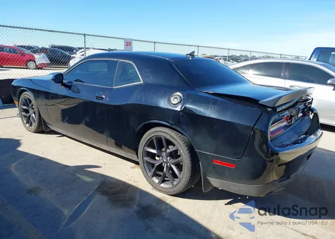 2021 Dodge Challenger R/T z USA, uszkodzony, nr VIN 2C3CDZBT6MH670624